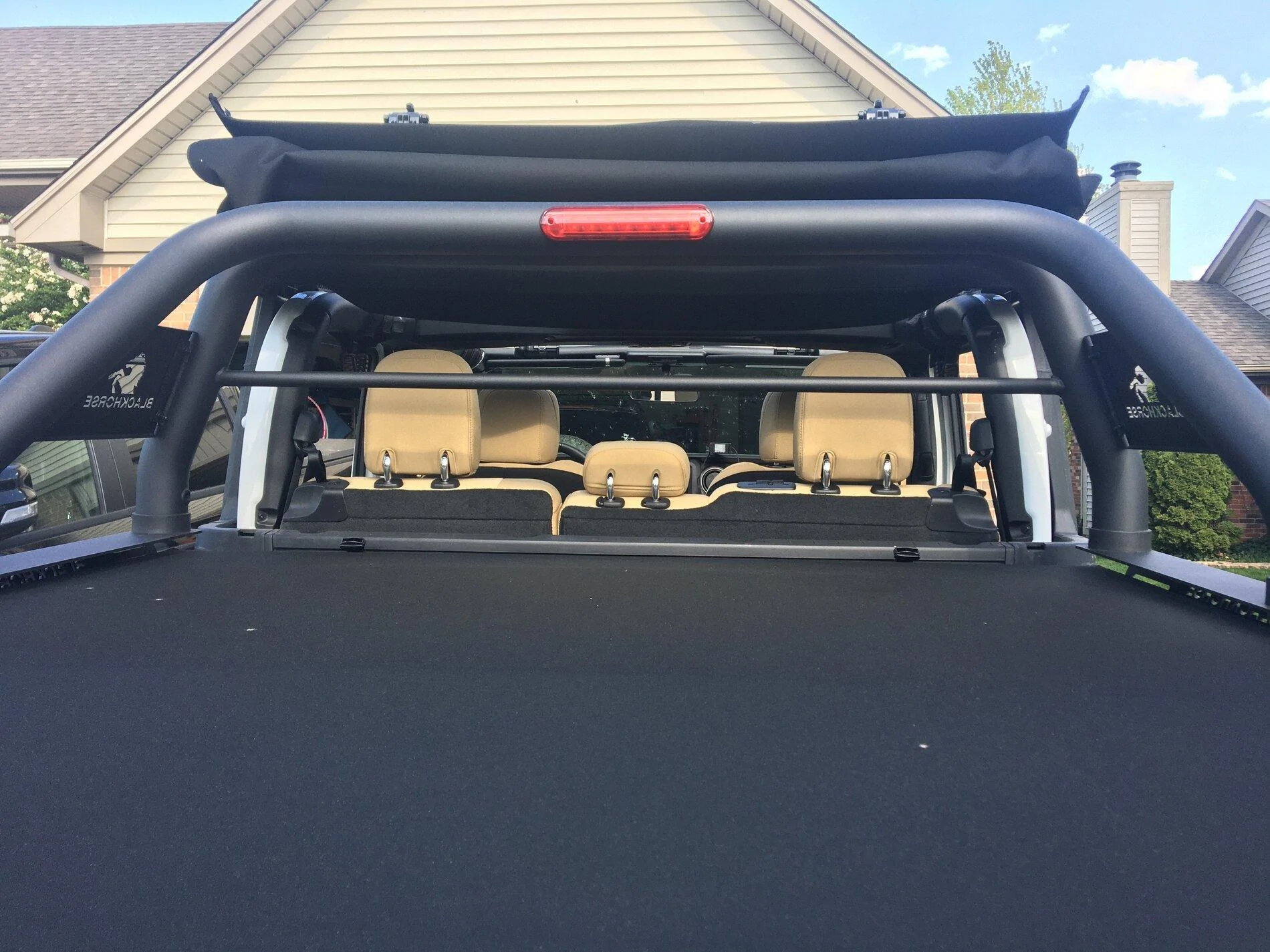 Jeep Gladiator Black horse light bar and soft top removal top back 2