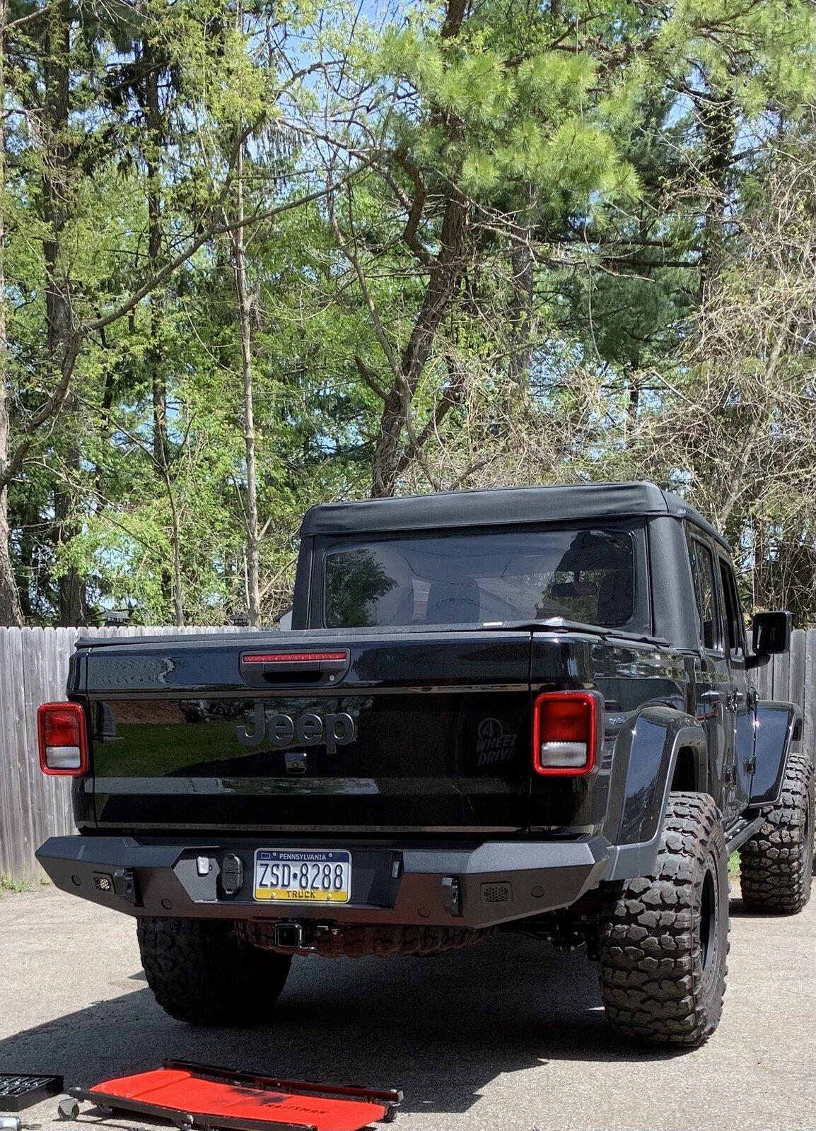Jeep Gladiator What do u have coming in the mail? 8BB43BE9-C07F-4750-A13B-660D6D3C9C81