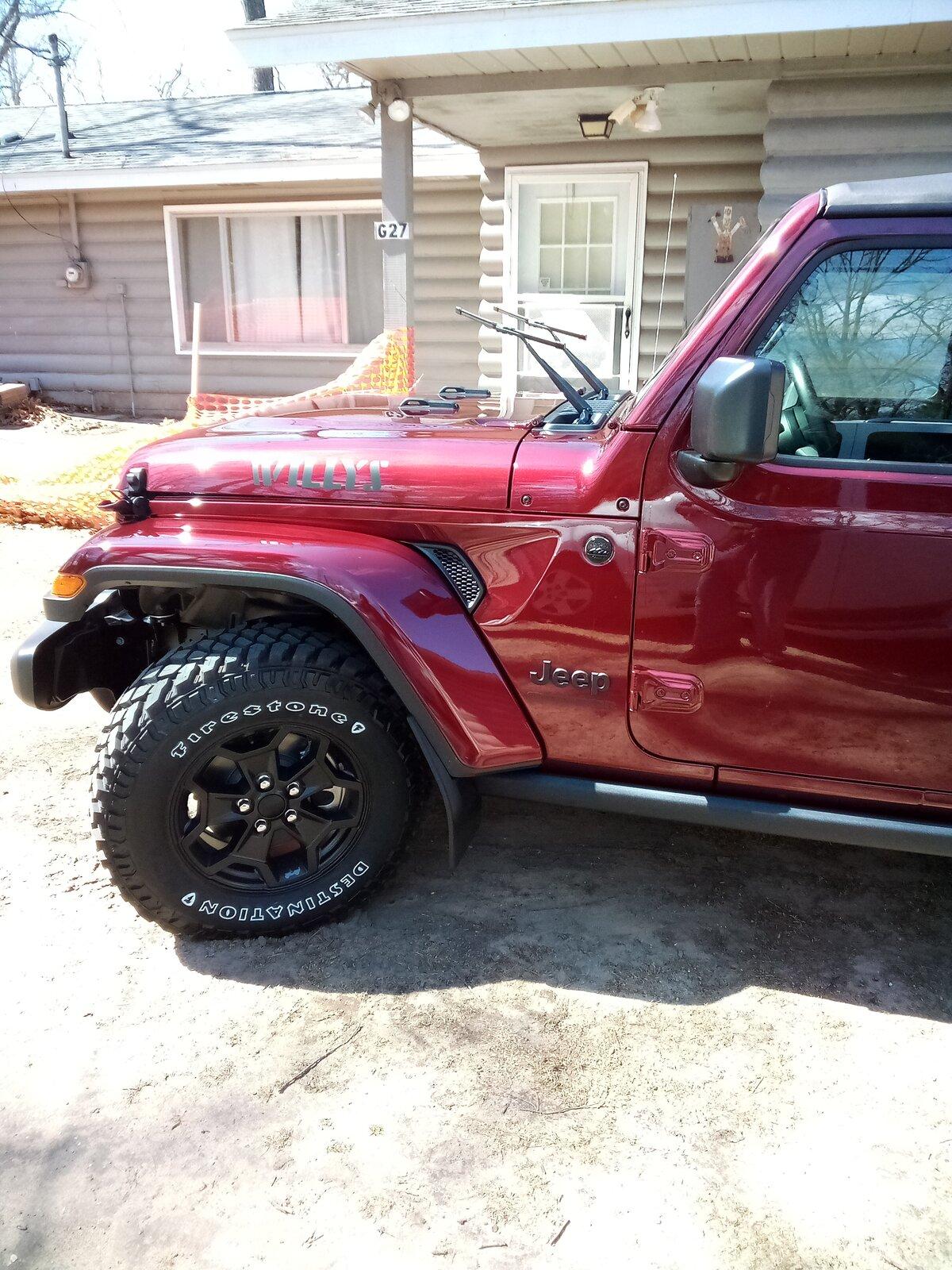 Jeep Gladiator Ceramic coating looks fantastic! IMG_20210401_132528