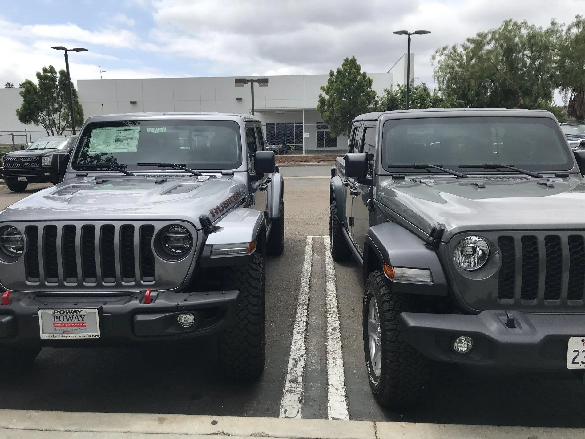 Jeep Gladiator Best Deals at Dealerships here in Socal 109A7292-7CFA-4150-96FB-6747B5ABE567