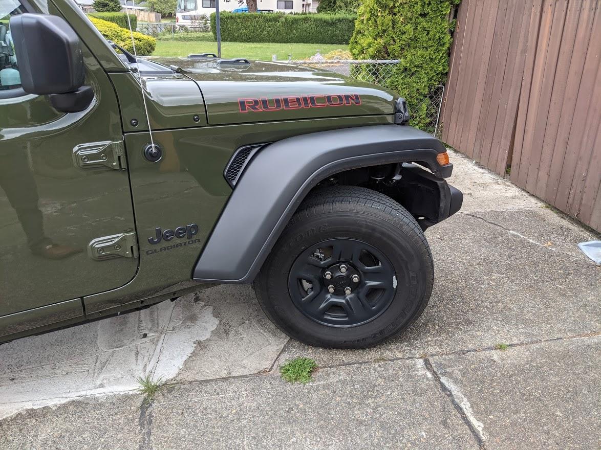 Jeep Gladiator Fake trim levels? PXL_20210503_204054470.MP