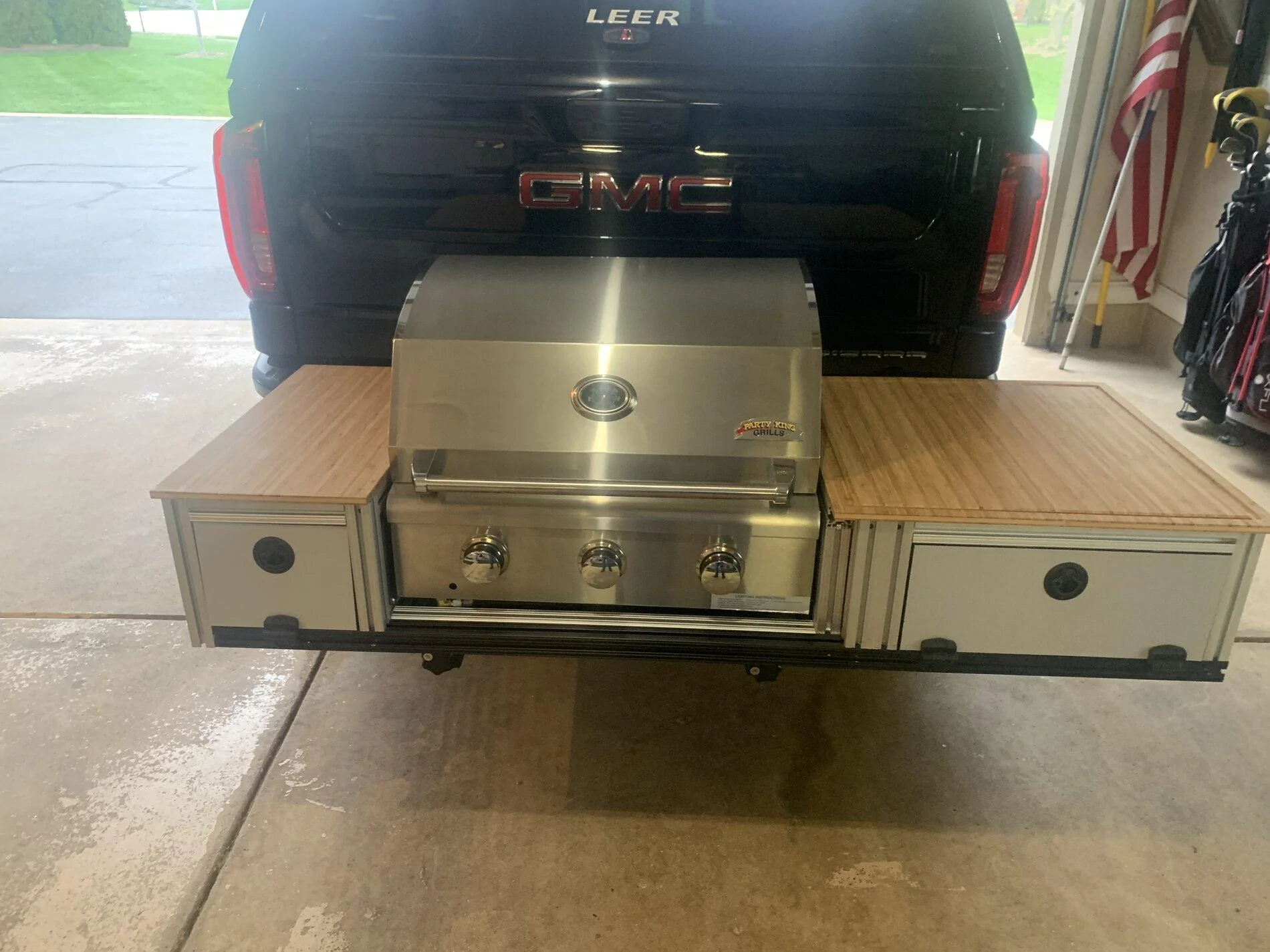 Jeep Gladiator Anyone regularly transport a bbq grill? 0AC0B1B6-380D-470E-BE88-18D70E83523B