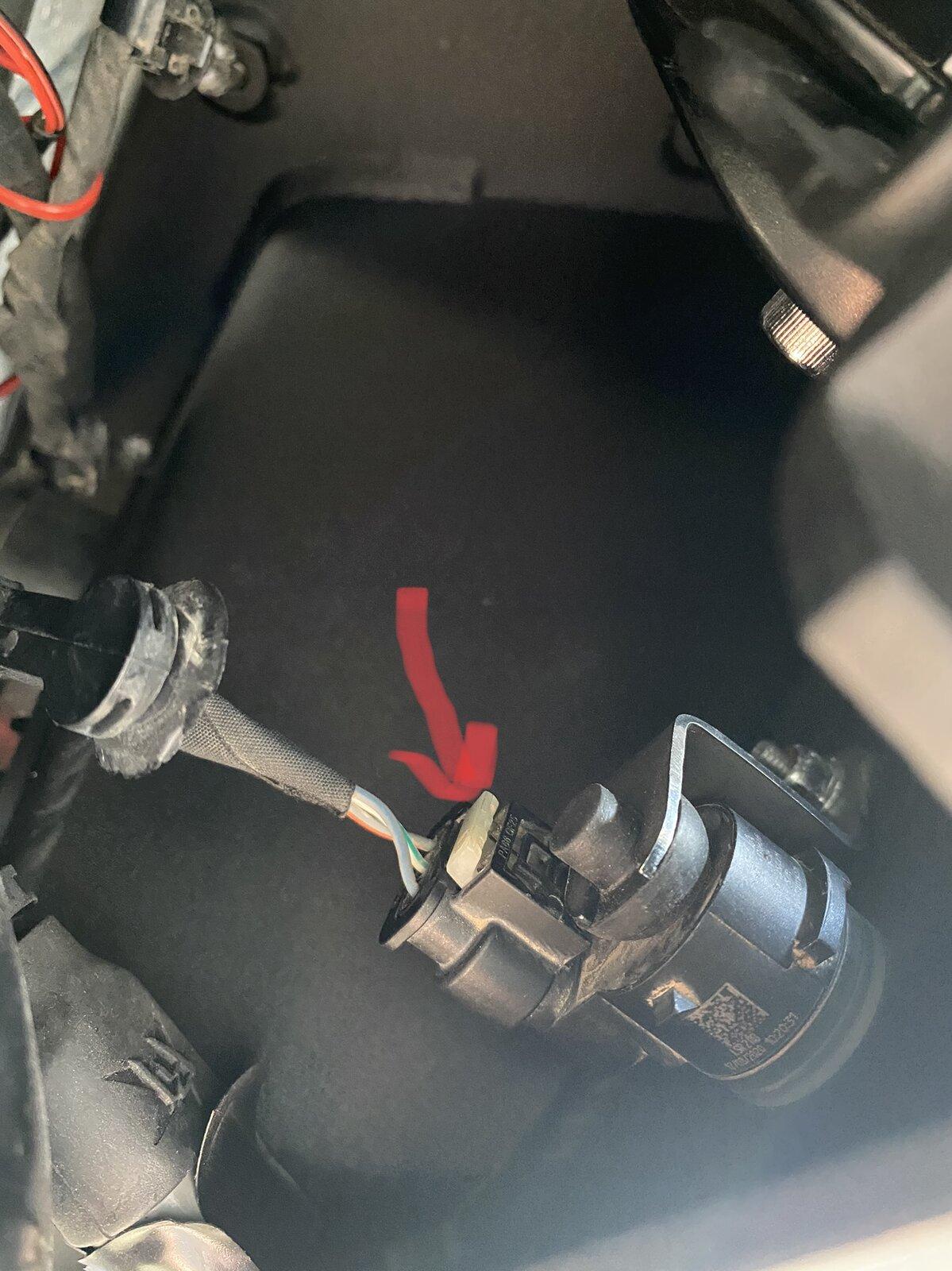 Jeep Gladiator What’s the super secret trick?? 16095959-4C7B-4B3C-886E-23A7D30A1A9C