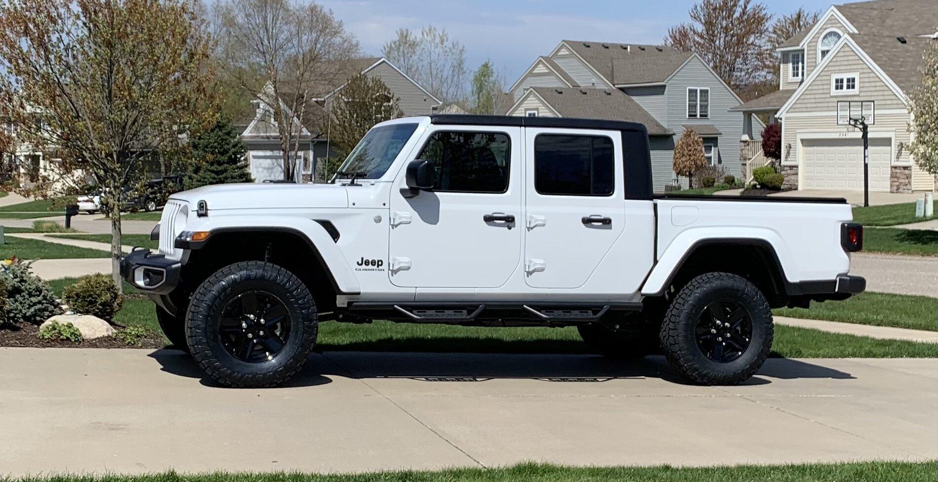Jeep Gladiator Mopar lift spacer or no spacer? 8AA648D7-5A30-4E64-BC5D-9E32223363C1