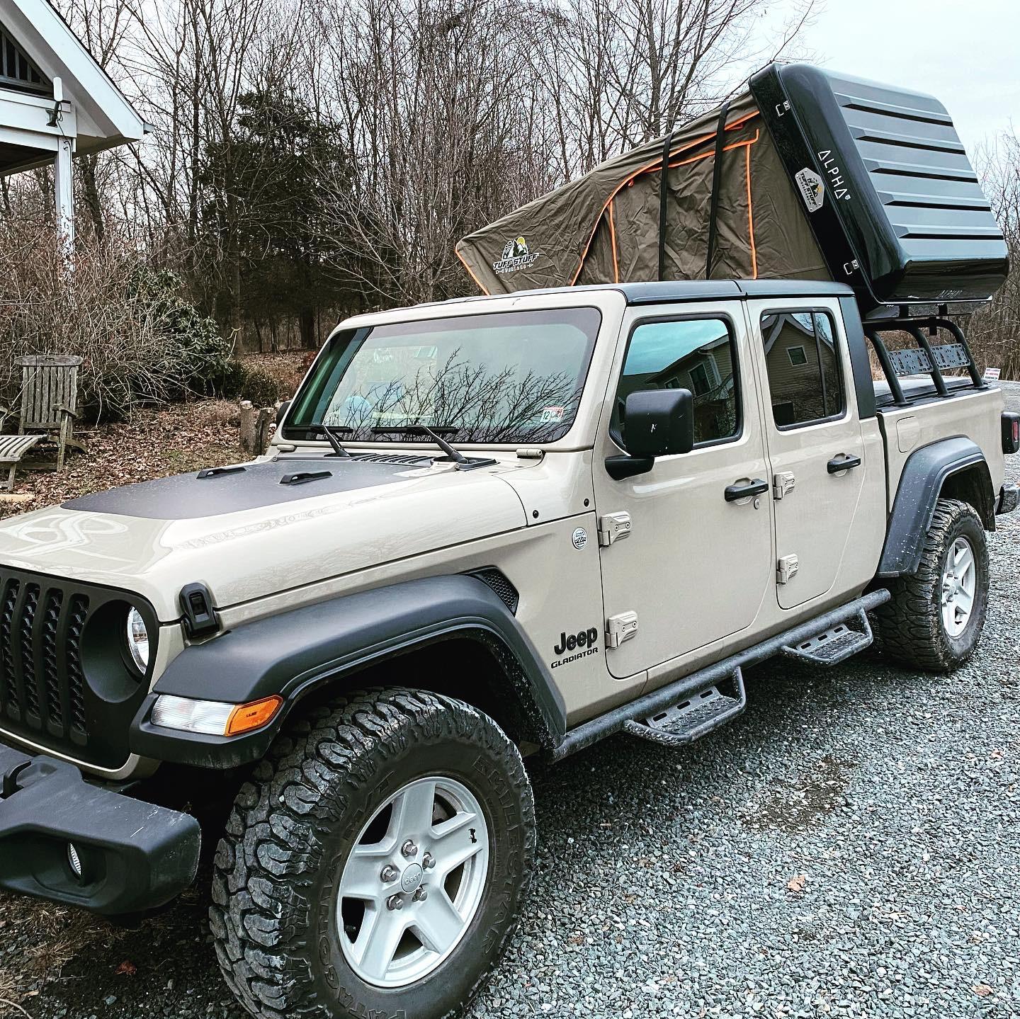 Jeep Gladiator Show me your sport and sport s with factory wheels and 33s. 81514086-1DC4-4312-9CE7-A33FEC21D2A1