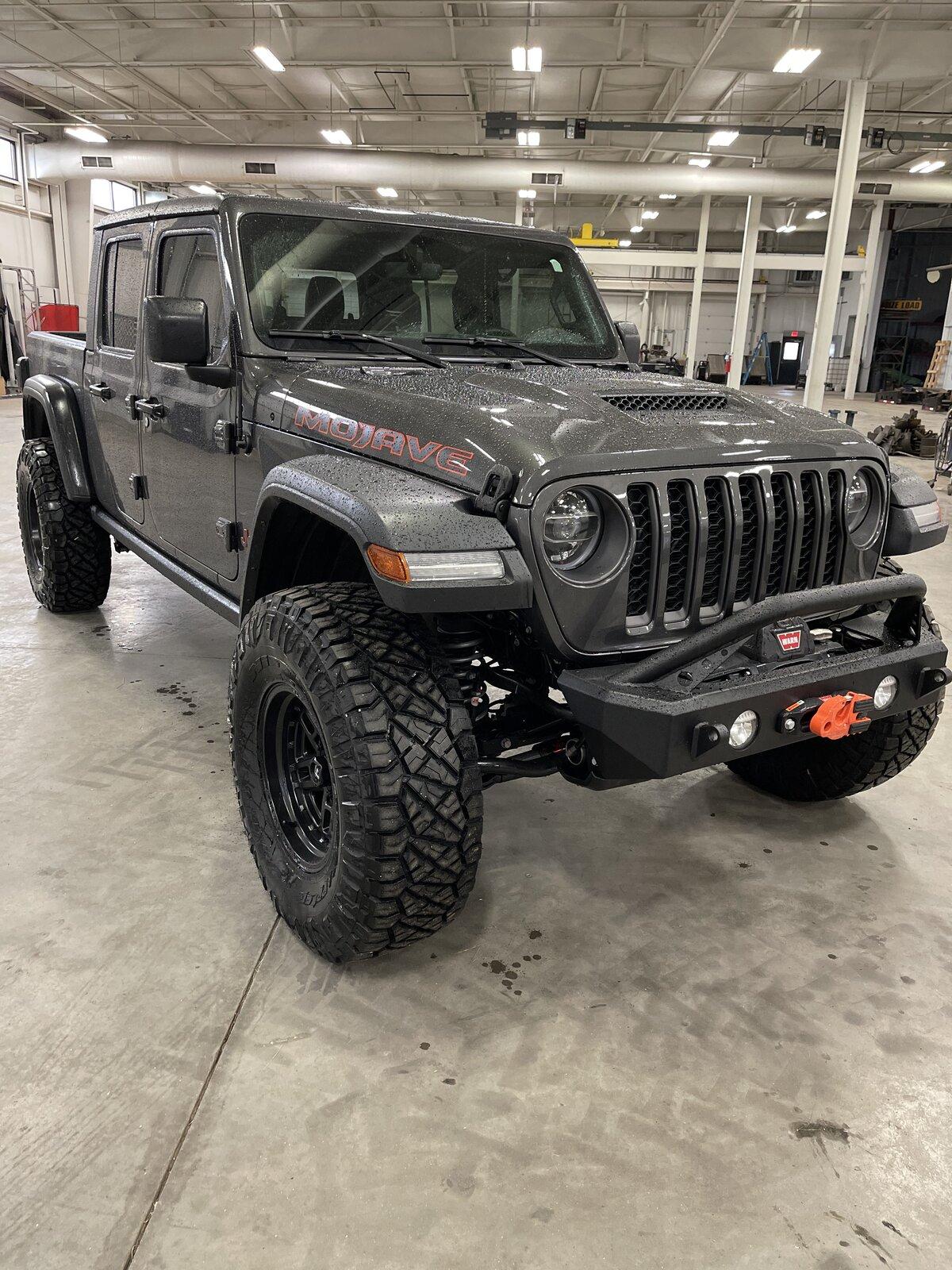 Jeep Gladiator My 21 Mojave journey DA7ACA21-0407-4DA0-A46F-7413686A1507