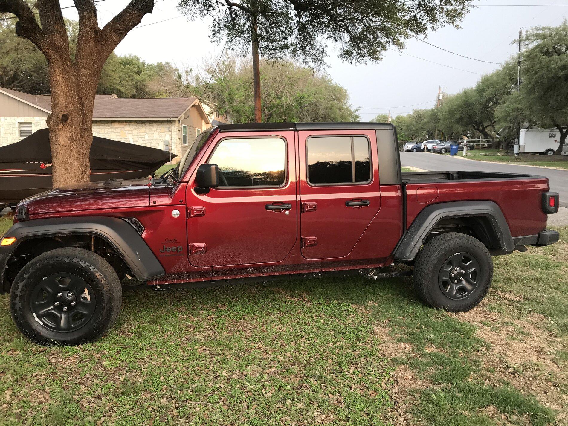 Jeep Gladiator Snazzberry Gladiator JT club A41E1BCD-02BB-424A-9093-511281F30F5C