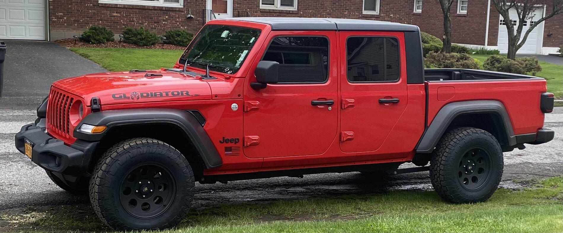 Jeep Gladiator What do u have coming in the mail? 3EF159C1-45CE-4E9B-BB7E-4A352F53C85F