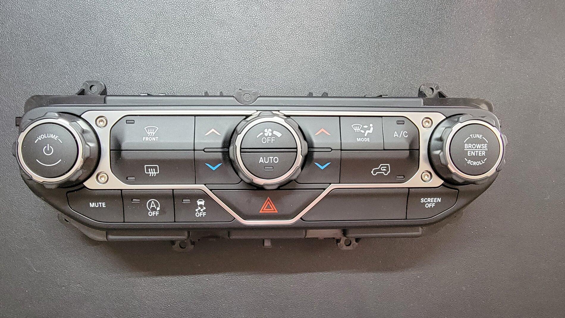 Jeep Gladiator 7” Uconnect Unit 20210504_162513