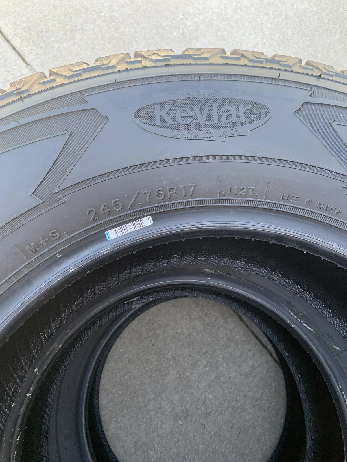 Jeep Gladiator Goodyear Wrangler 245/75r17 - $350 75DAB7D6-5B47-4164-8ACB-A0ABACCC64EE