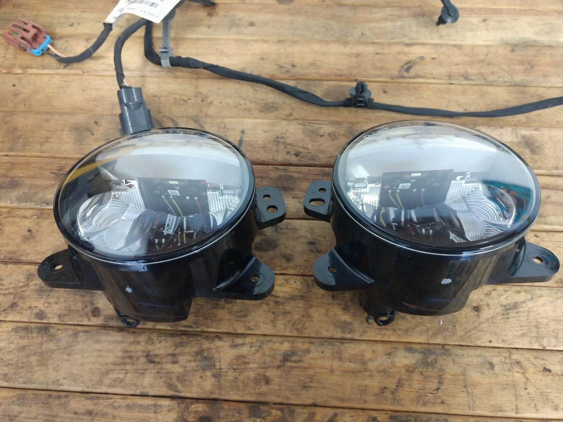 Jeep Gladiator LED Fog Lights (plastic bumper) and Rubicon Front Tow Hooks IMG_20210504_185939359