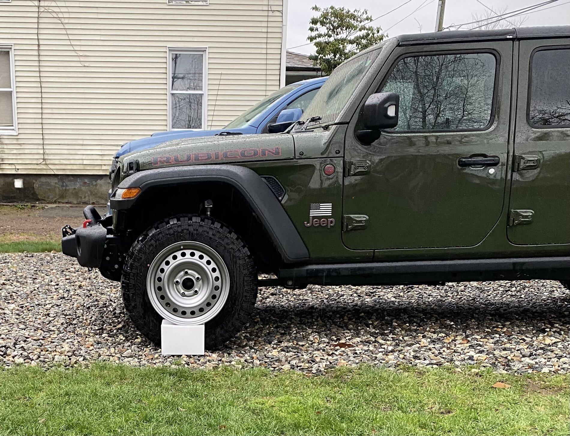 Jeep Gladiator SARGE GREEN Gladiator club tempImagem04DQY