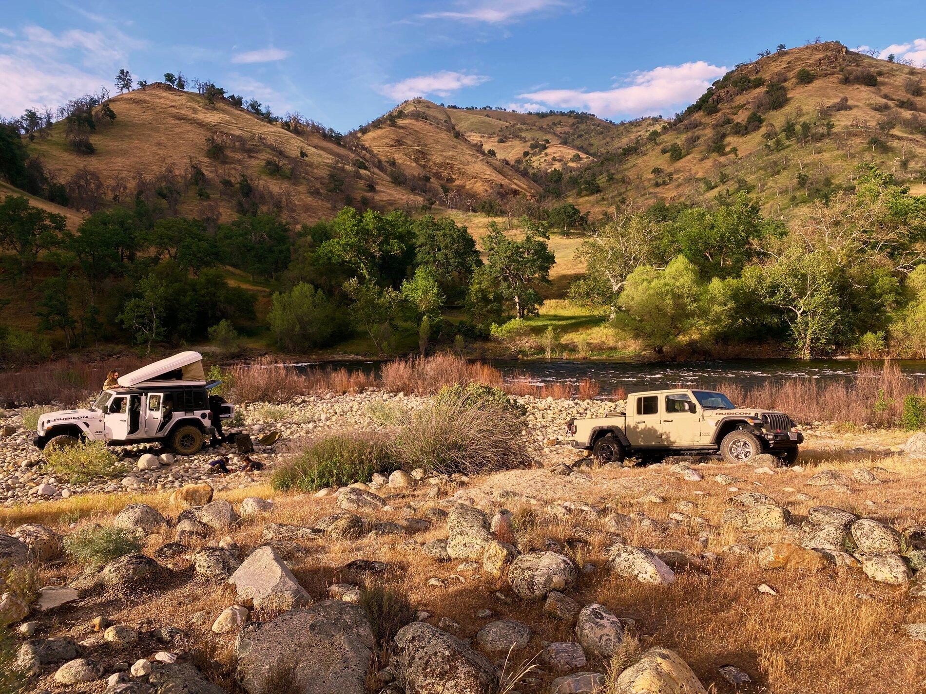 Jeep Gladiator - Vladiator Build - Gobi D7F8994E-7A5B-478E-8165-3E701C67F439