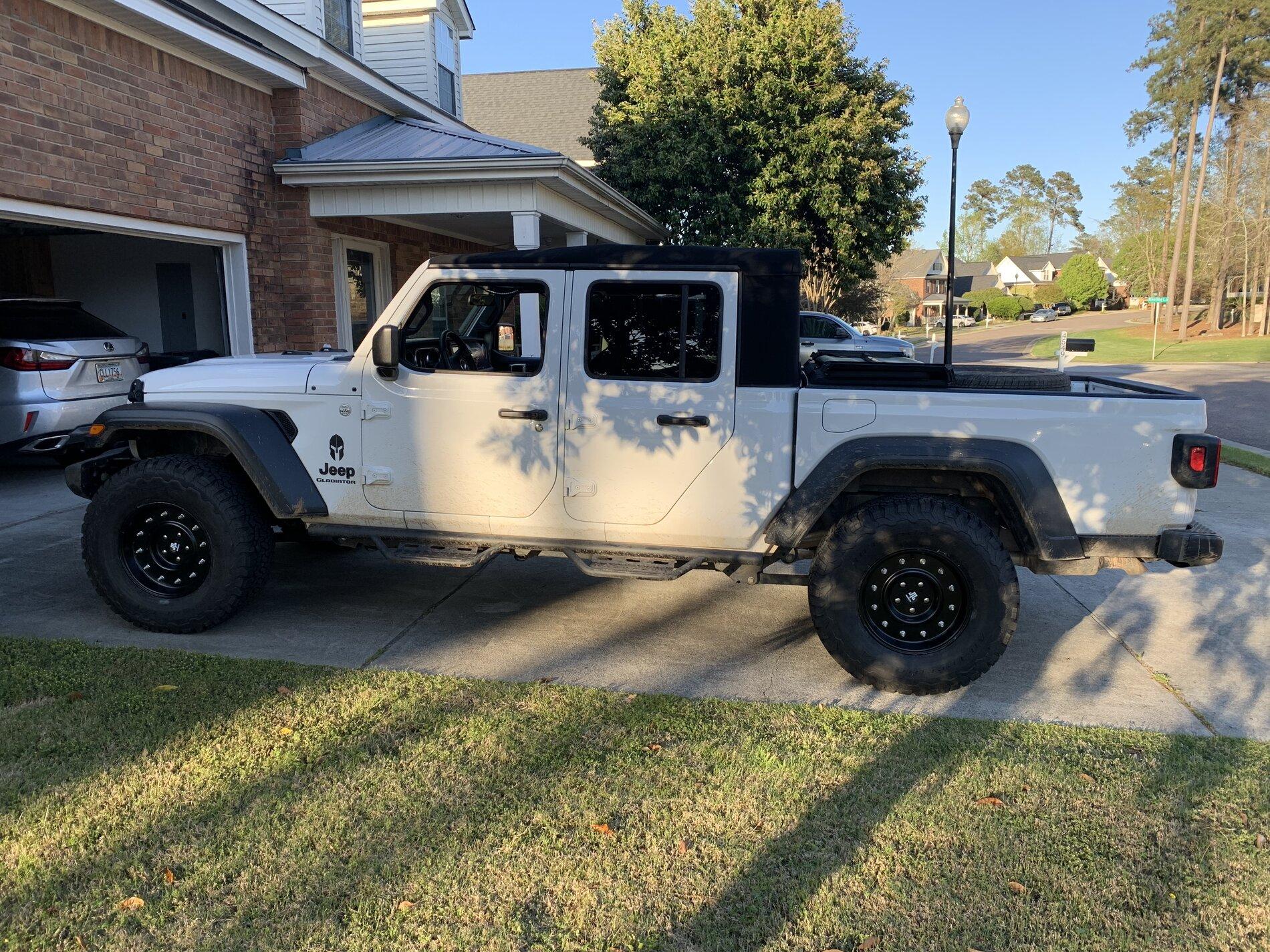 Jeep Gladiator SHOW ME YOUR WHEELS! 660F7D88-3889-442C-8F87-8D4A7D2302B9