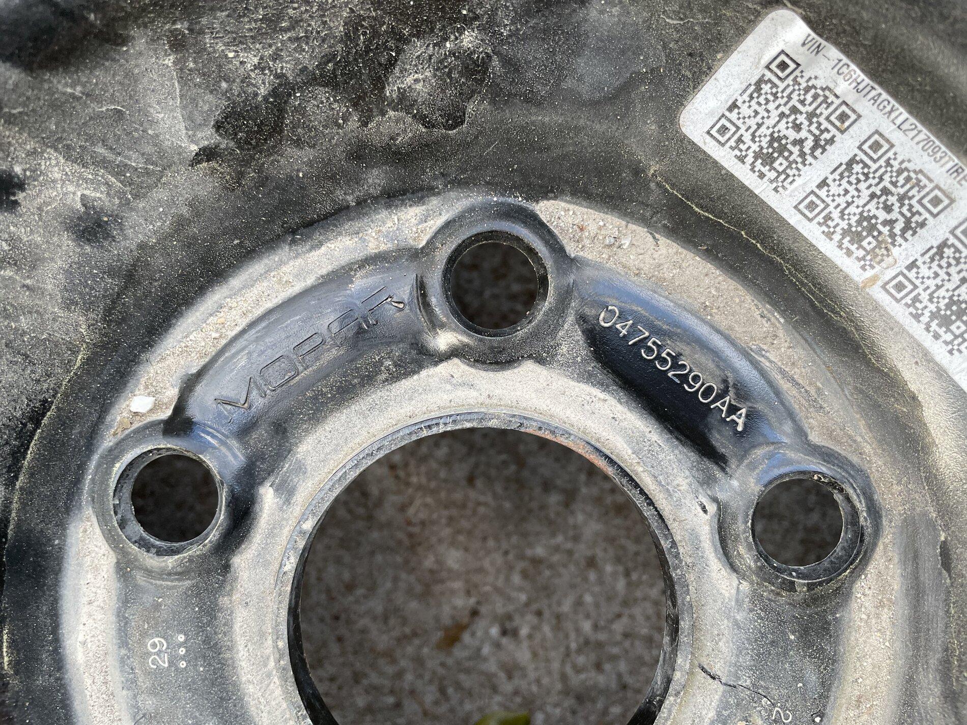 Jeep Gladiator OEM Factory Spare Steel Wheel & 245/75/17 Tire 89E5C77F-9D39-4C21-BB99-A489DD0C228A