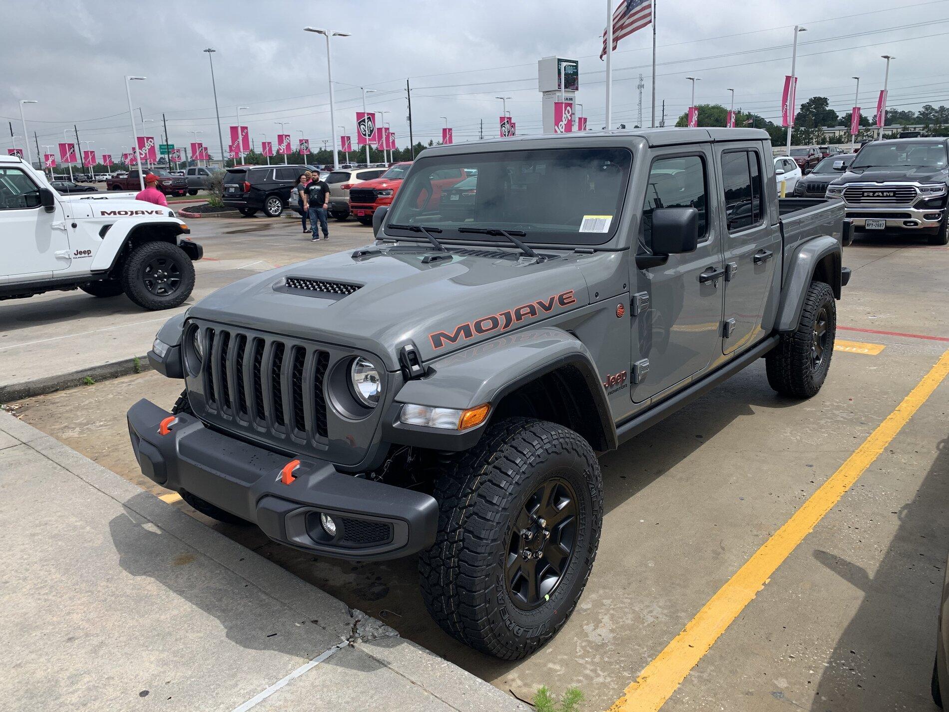 Jeep Gladiator MOJAVE Edition Gladiator JT Club IMG_3659[1].JPG