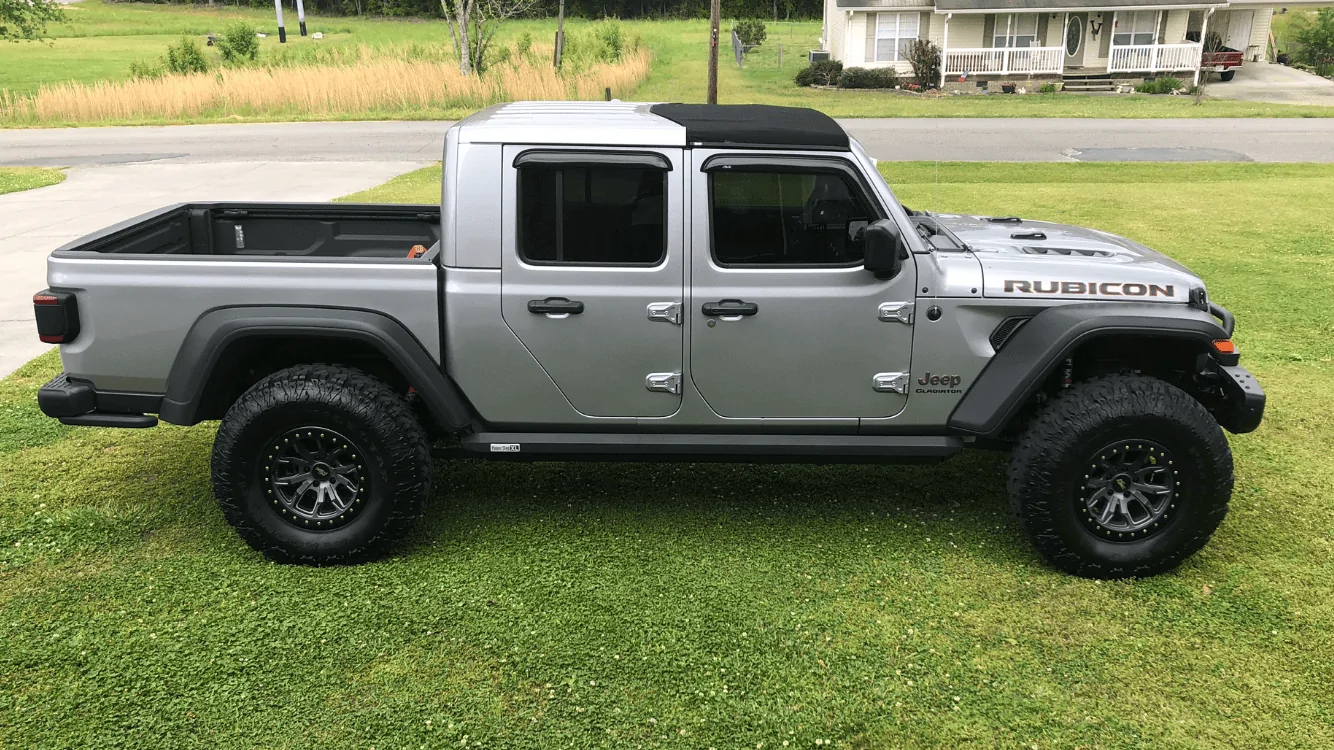 Jeep Gladiator Considering a Bestop Sunrider 7E55AD08-CD64-41E5-BCF6-87E6228D2FC1