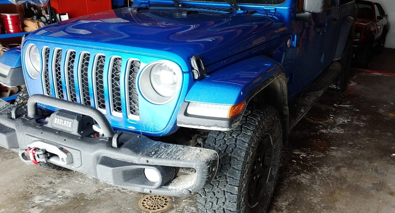 Jeep Gladiator Tailgate leaks 20210222_114042