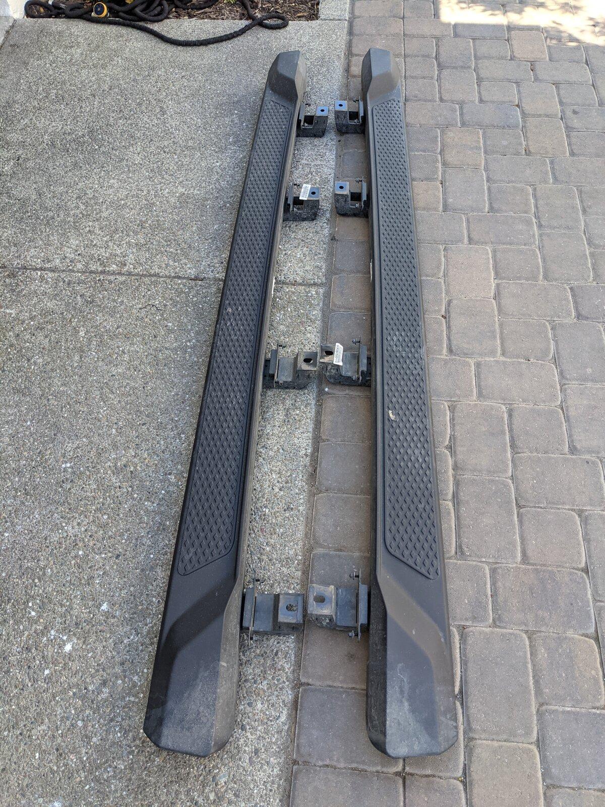 Jeep Gladiator Overland running boards PXL_20210506_183345822