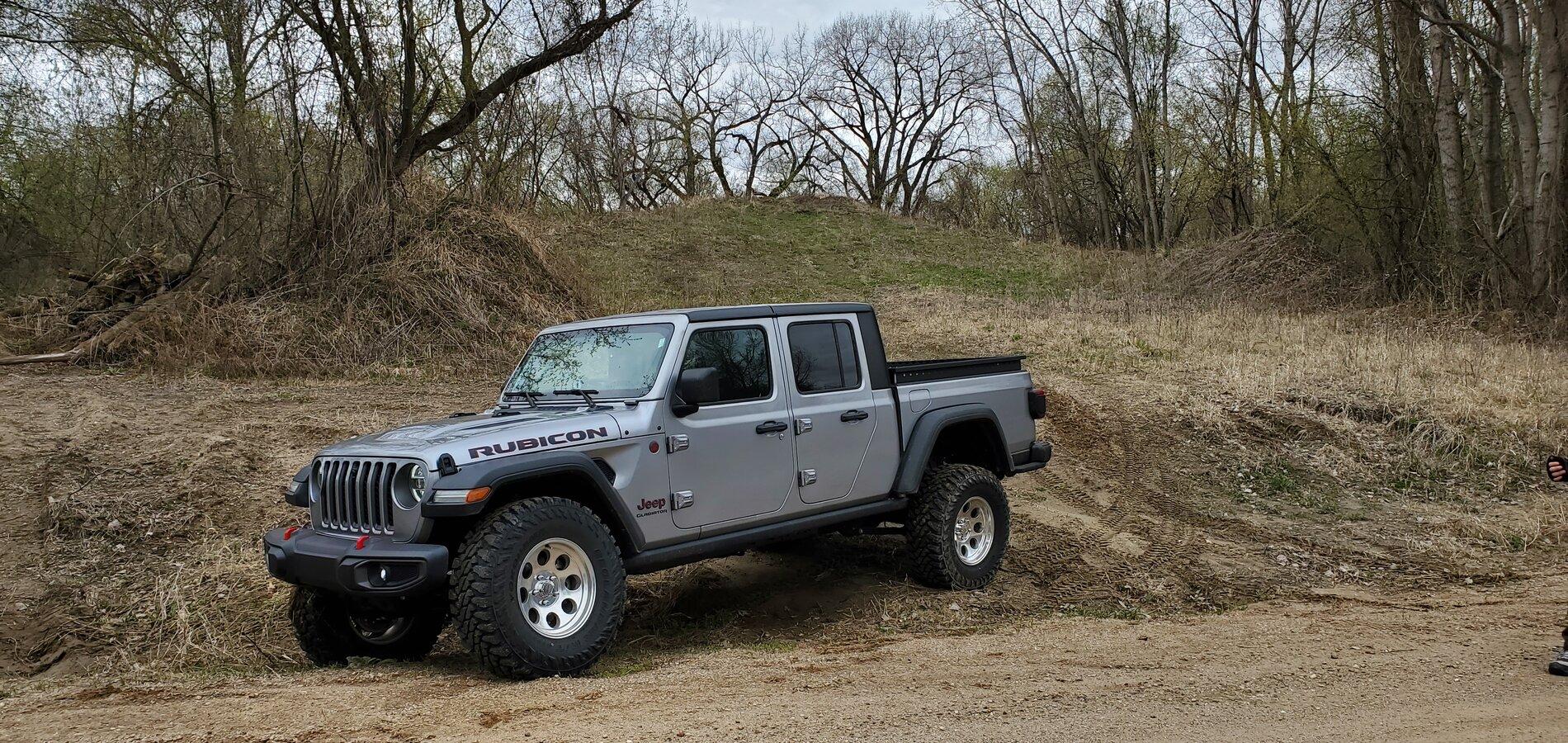 Jeep Gladiator The Philistine thread - non-lifted Gladiators and not likely to be, either 20210411_175107