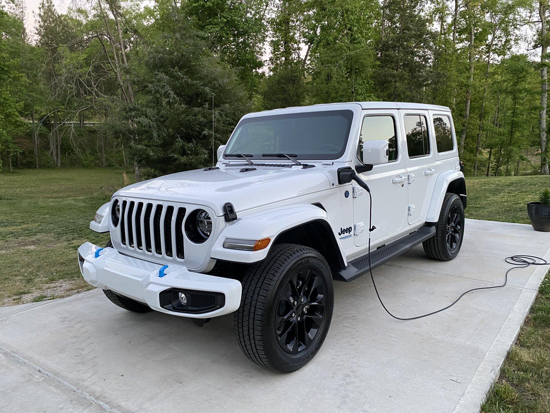Jeep Gladiator The 4XE C44C33AC-F880-4D57-876A-12BA6EC99EE5