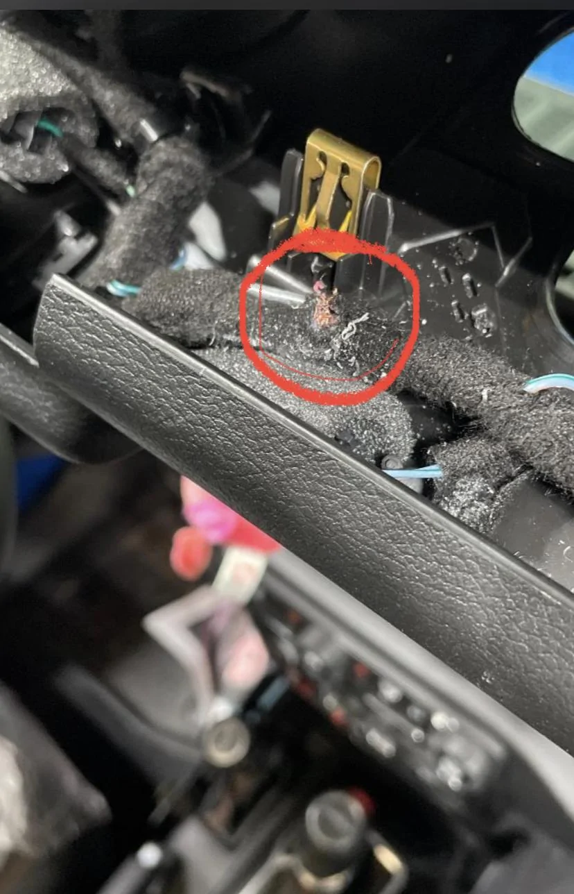 Jeep Gladiator Electrical problems A485AE3F-62CF-4DD2-8AFC-FDE9A6468D17