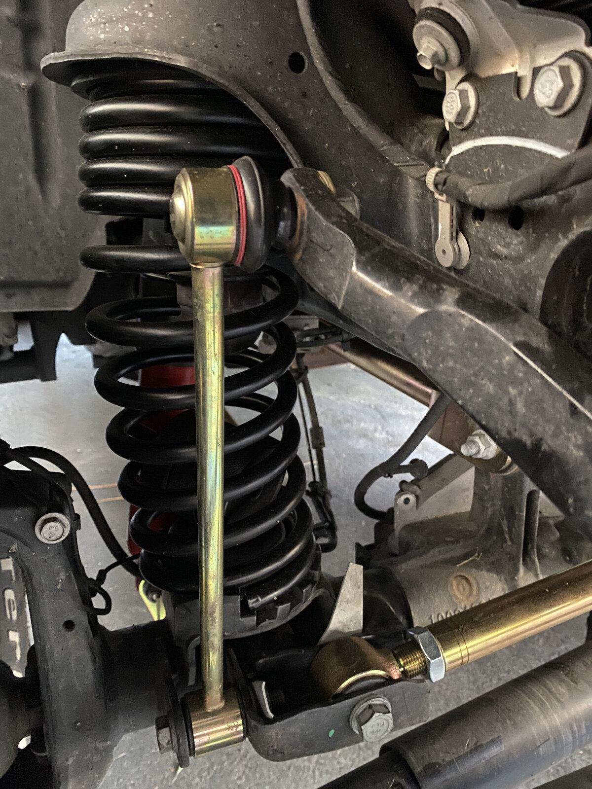 Jeep Gladiator How much spring bow is normal ? IMG_9891