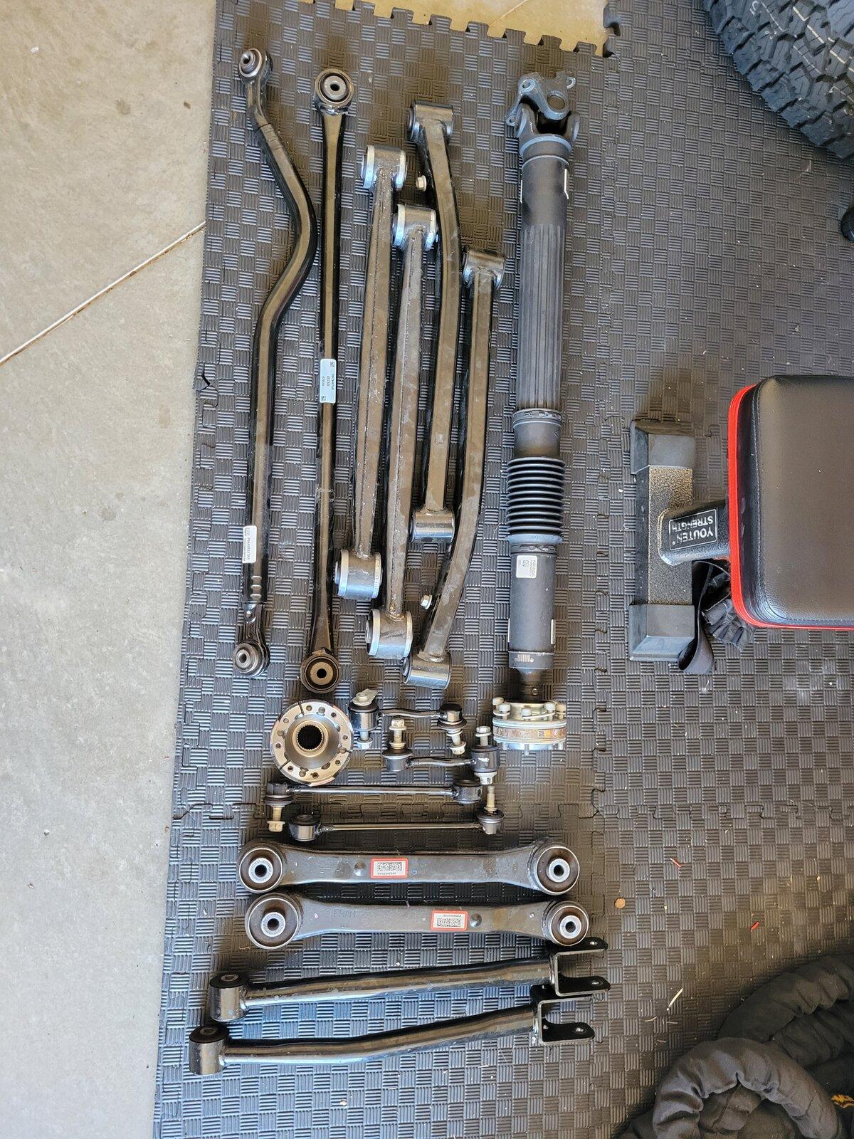 Jeep Gladiator Mojave take offs 20210507_134429