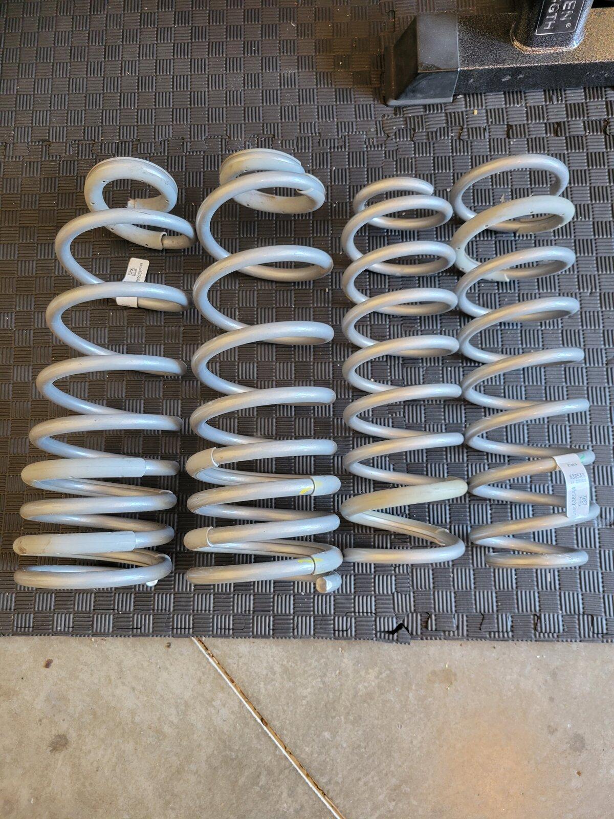 Jeep Gladiator Mojave take offs 20210507_134145