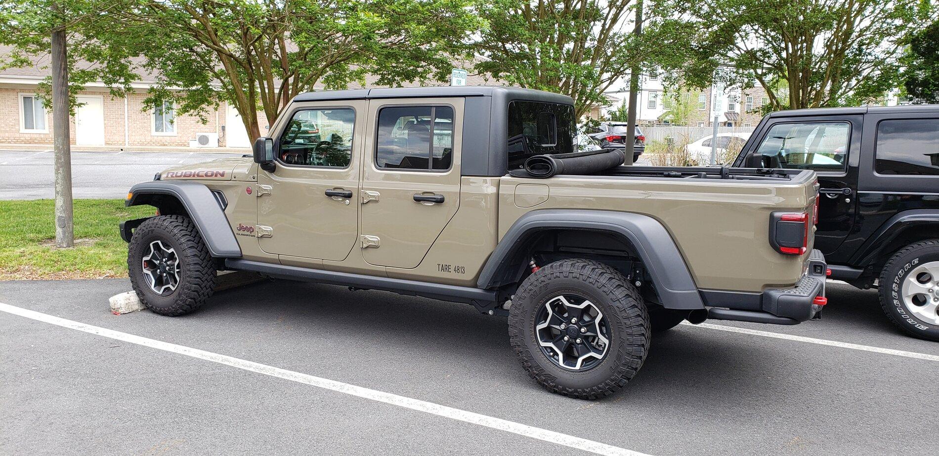 Jeep Gladiator 5 FALKEN WILDPEAK MT LT 285/70R17 Rubicon Take Offs $650 20210507_140022
