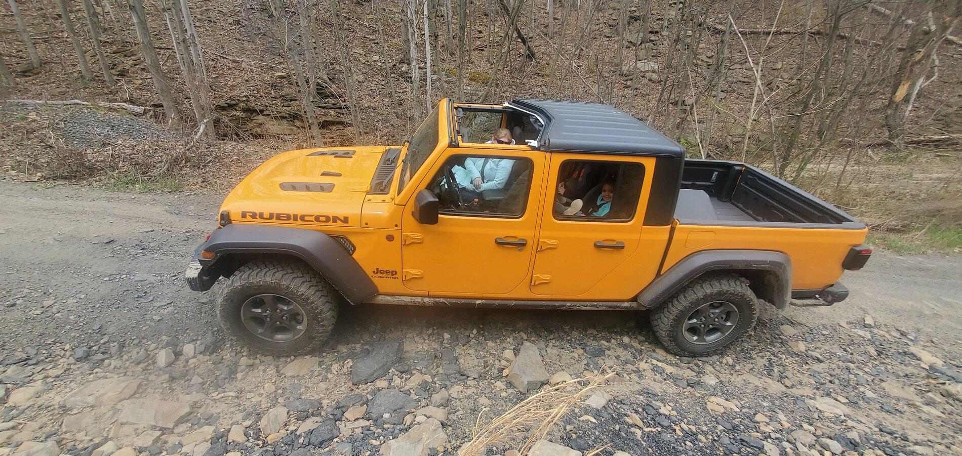 Jeep Gladiator Took Delivery of Your JT? Sign in Here! 20210424_150720