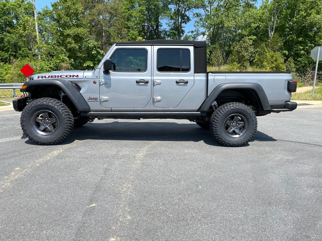 Jeep Gladiator BILLET SILVER Gladiator JT Club IMG_6852-L