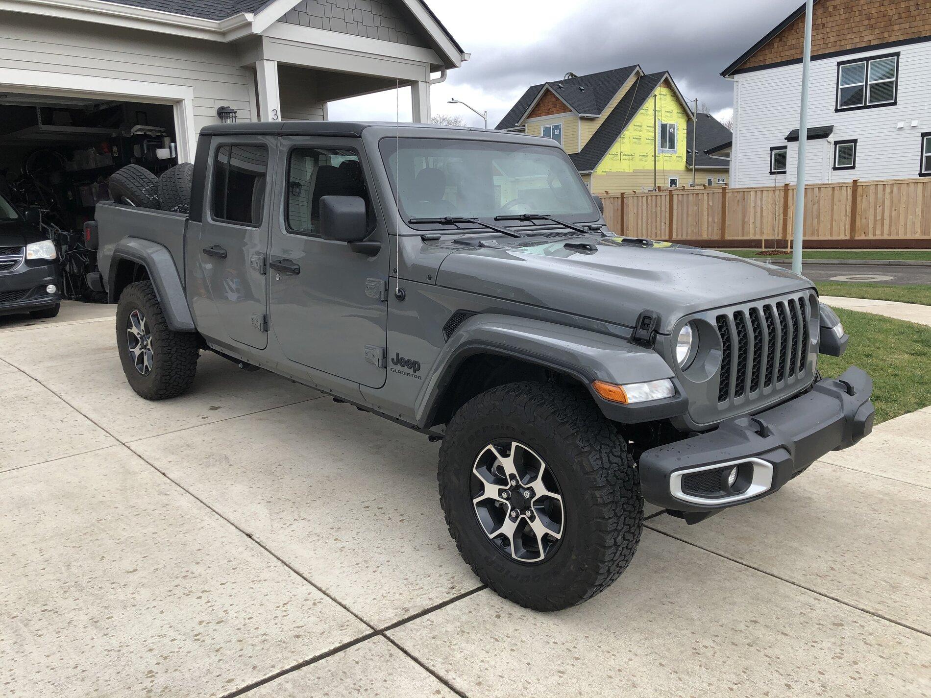 Jeep Gladiator The Philistine thread - non-lifted Gladiators and not likely to be, either 40F83C0D-CEAC-4C89-AE12-A55C42127108