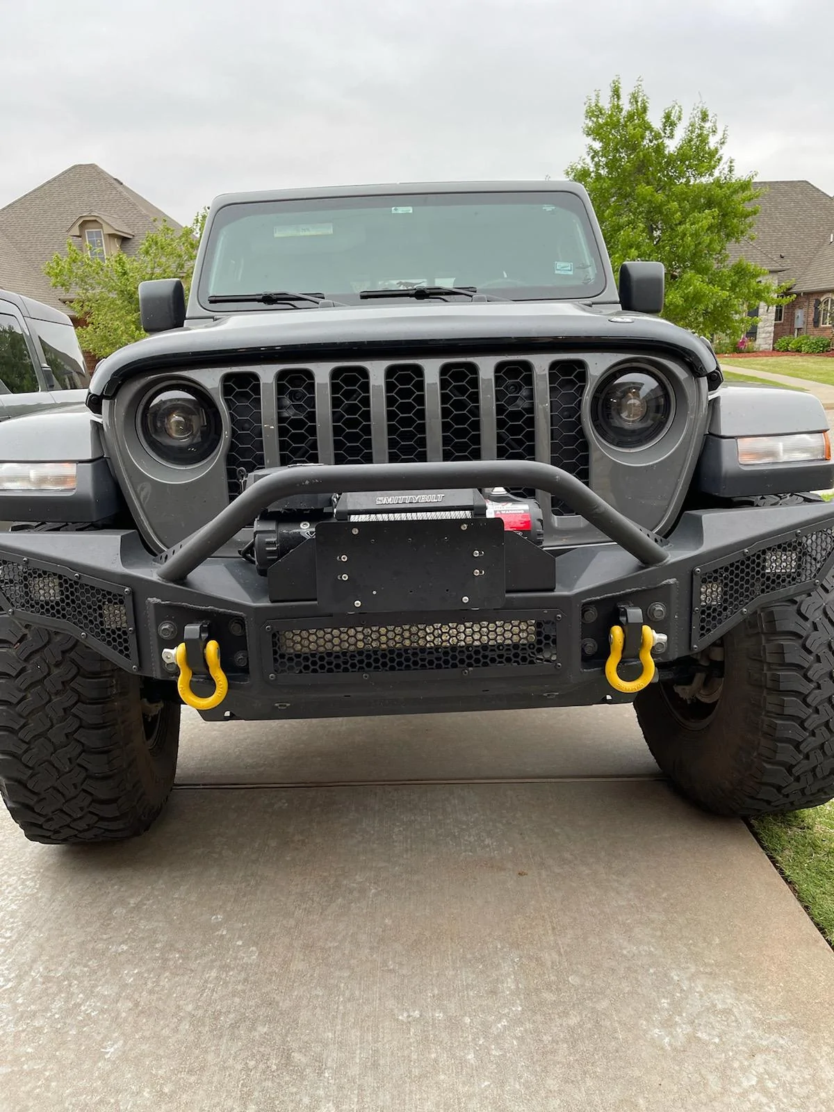 Gladiator Front View.jpg