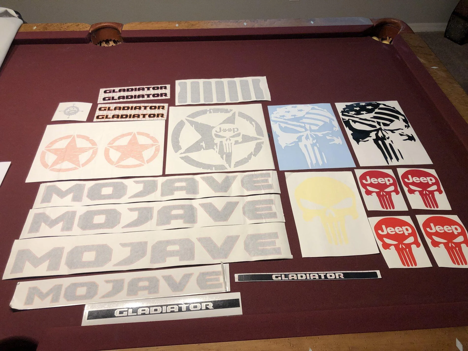 Jeep Gladiator Decals tons 8EC9AE10-53FB-4796-90DE-341C2D56BD19