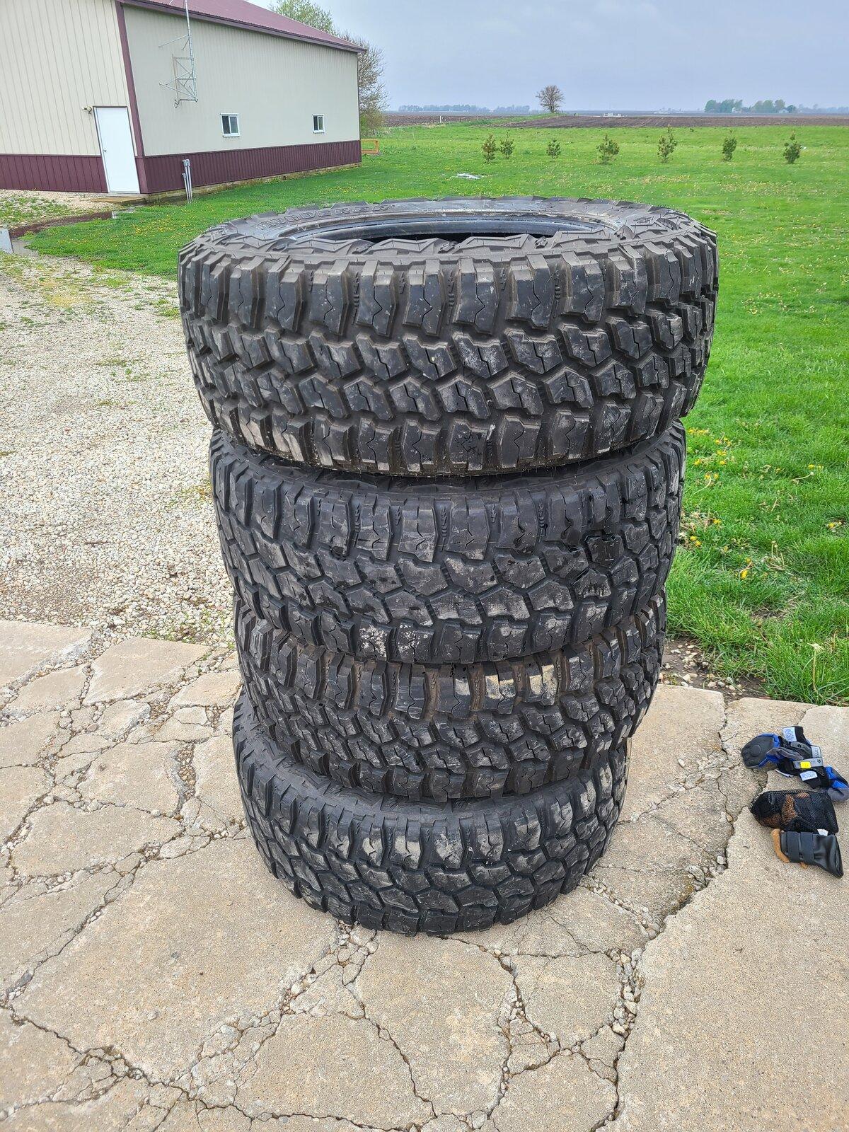 Jeep Gladiator Thunderer 35x12.5 r20 20210429_104045