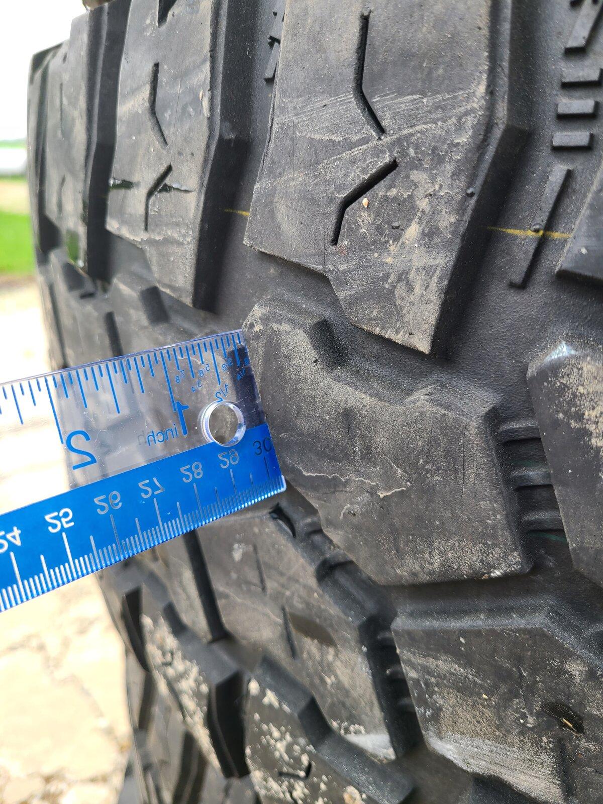 Jeep Gladiator Thunderer 35x12.5 r20 20210429_104039