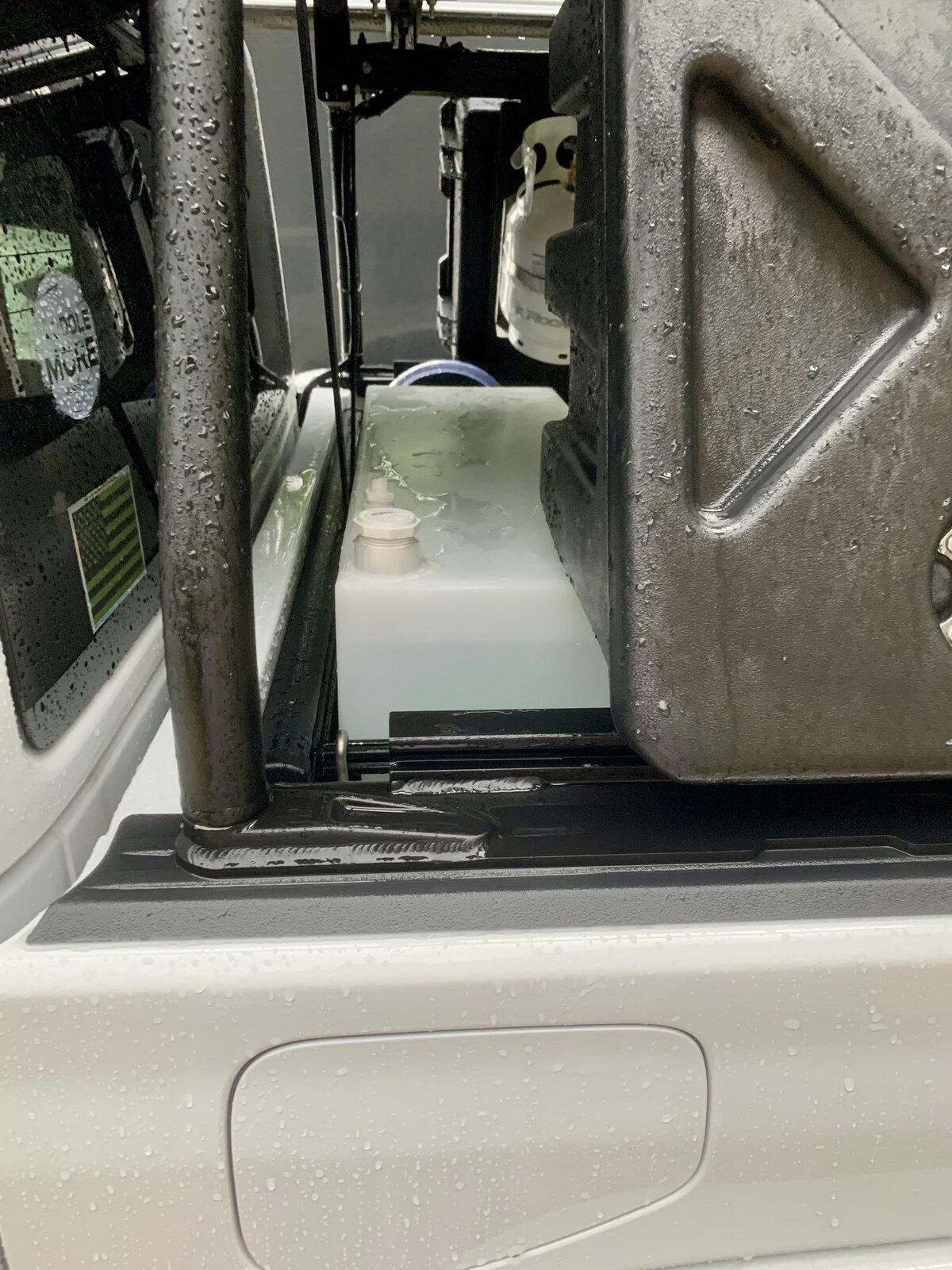 Jeep Gladiator Shower / Hot Water on-board system 9A360C81-C0F3-40A2-AA6A-5CD4940F5DFD_1_201_a