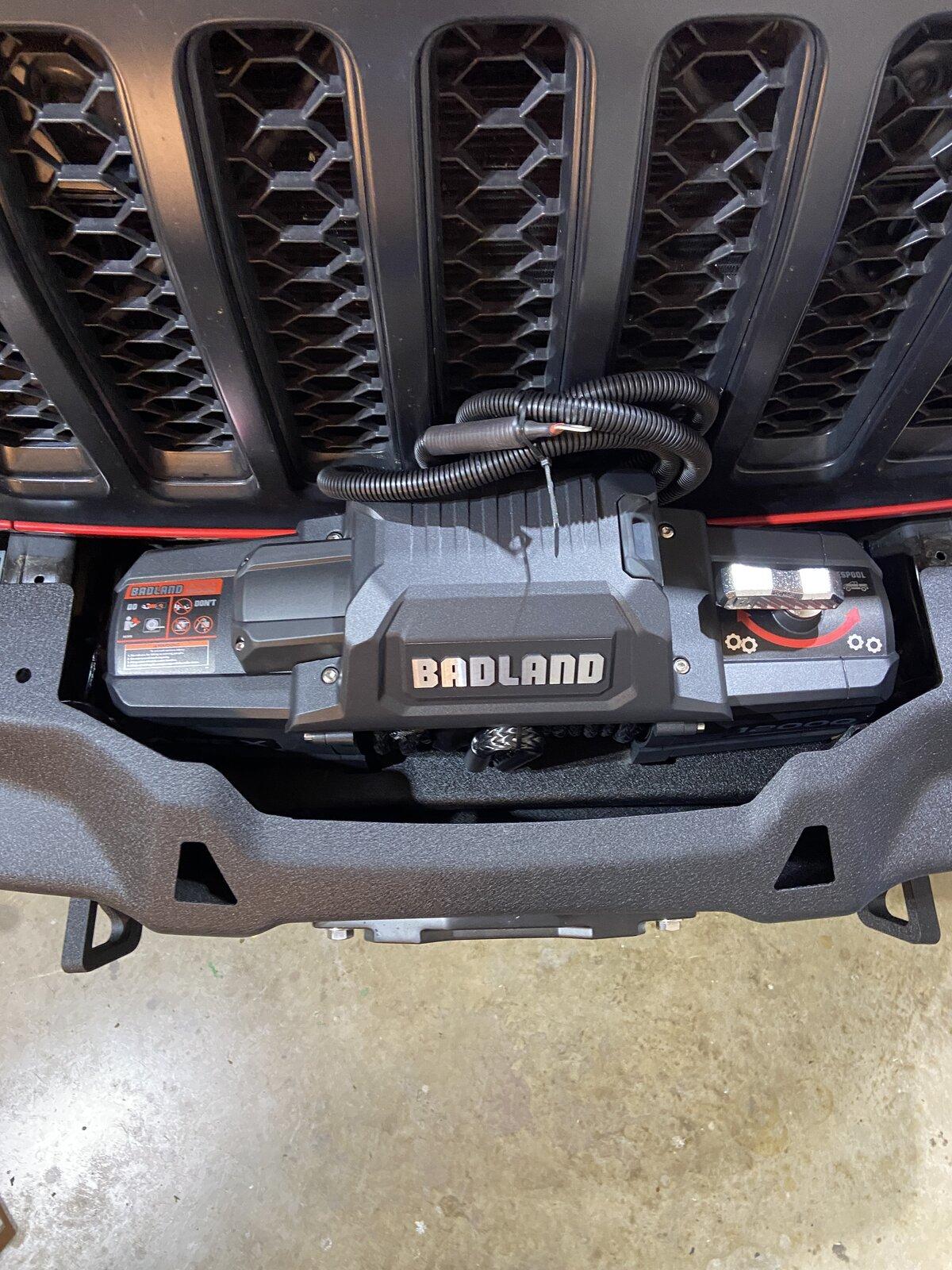 Jeep Gladiator Guardian Mid-width Front Bumper ? 9B5CDE8A-4B40-4BA7-8C97-4F578B5BF126