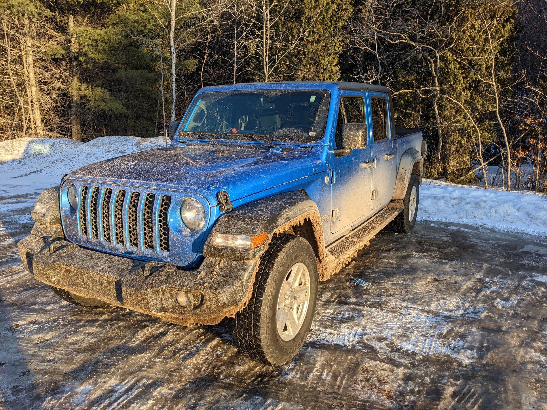 Jeep Gladiator The Philistine thread - non-lifted Gladiators and not likely to be, either PXL_20210312_230725968.NIGHT