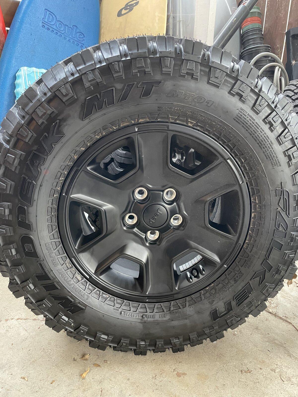 Jeep Gladiator For Sale: NEW (27 miles) Mojave Take-offs - Falken Wildpeak MT 285/70-R17 with wheels IMG_9071
