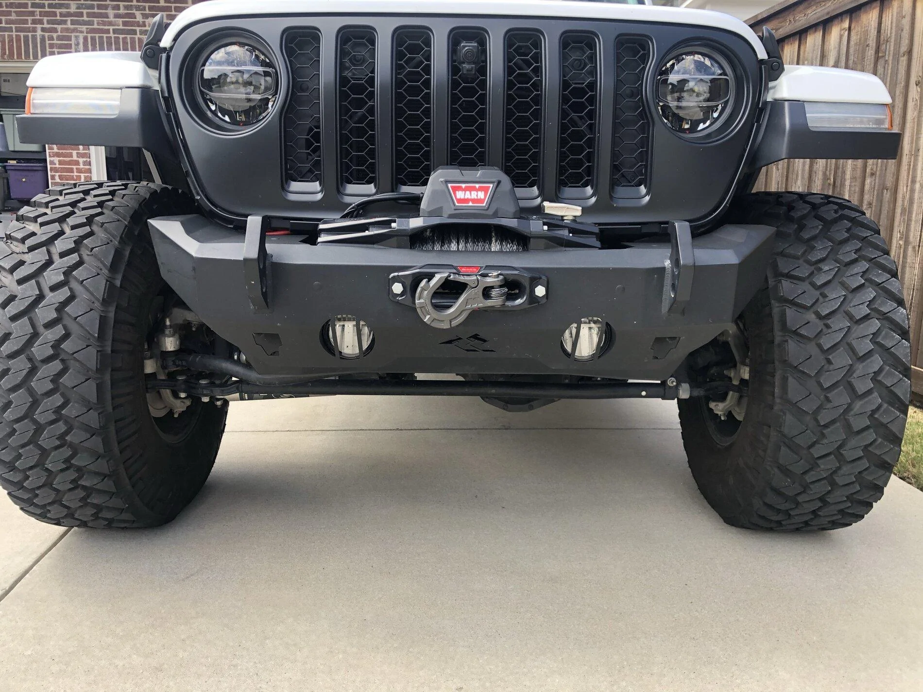 Jeep Gladiator Rugged Ridge HD Stubby Front Bumper - $300 c058ba2c-f0b5-4040-acc0-faaec01f3cad