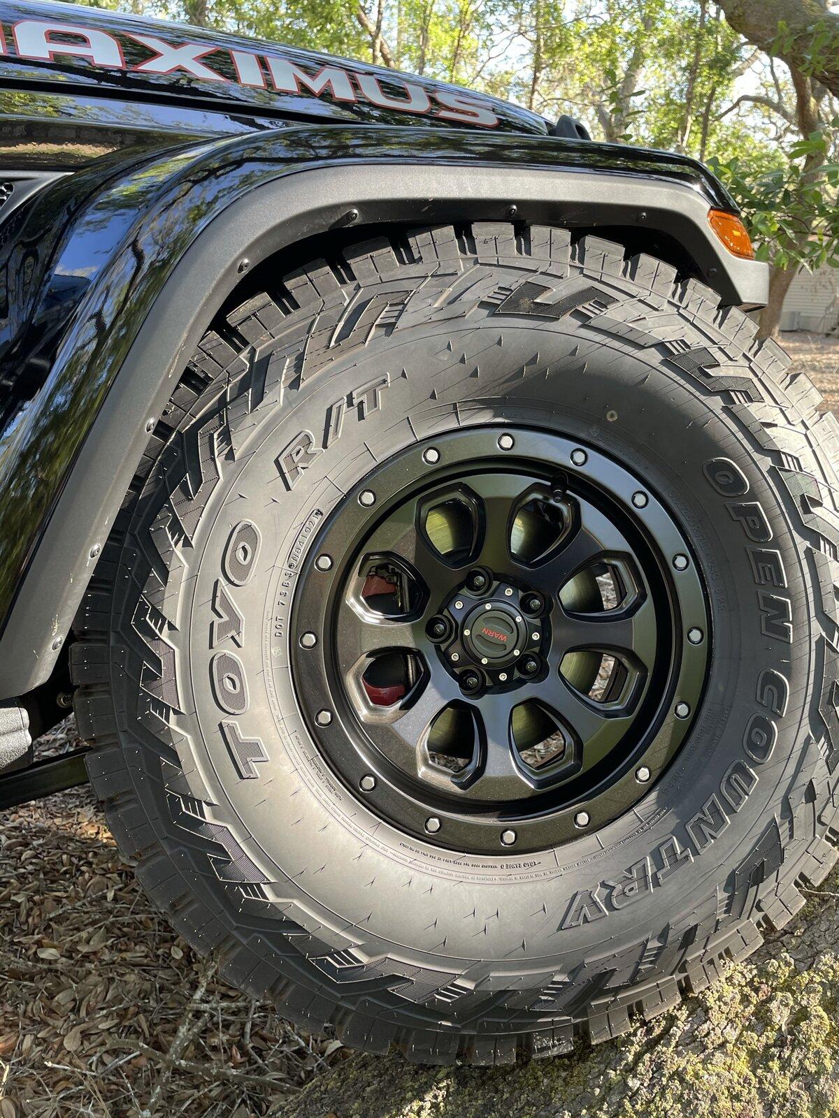 Jeep Gladiator Lets see them FLEXED out Jeep's with BIG tires and lifts :D 22633E8E-2DD6-4C64-8154-311D3D712528