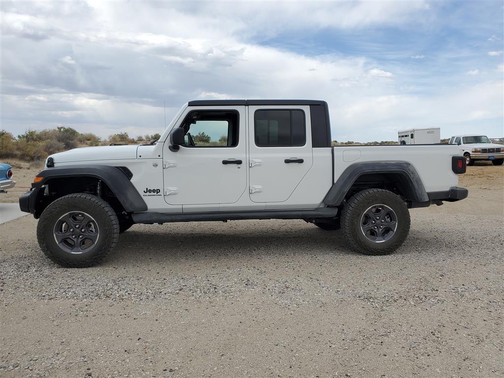 Jeep Gladiator Gladiators on Mopar 2" Lift Kit 20210506_153134 (Medium)