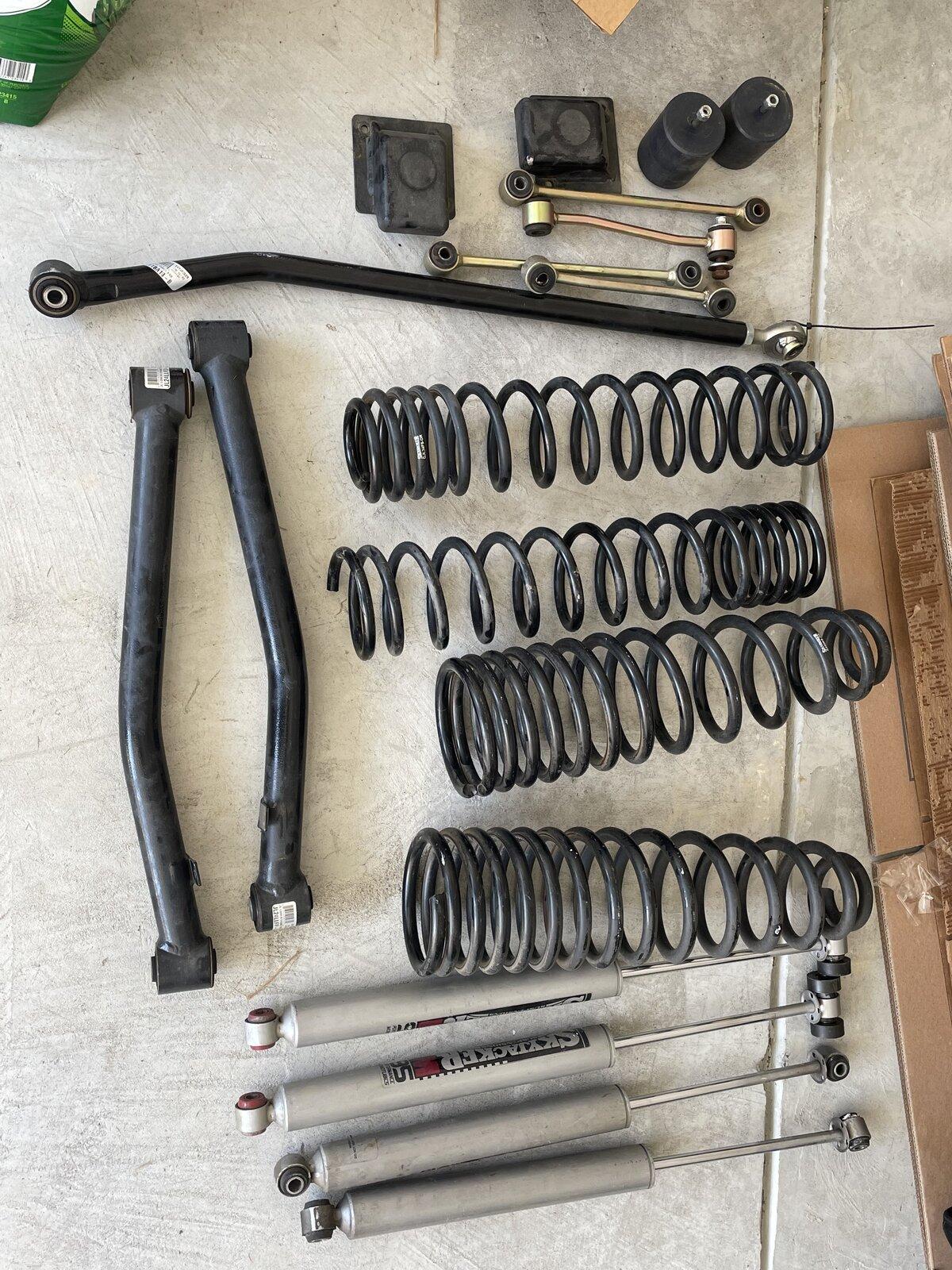 Jeep Gladiator G351RKMLT – 3.5 inch Front / 2 inch Rear Long Travel Coil Spring Kit 2DB242C6-DDAD-482A-9DC4-AD495F279F11