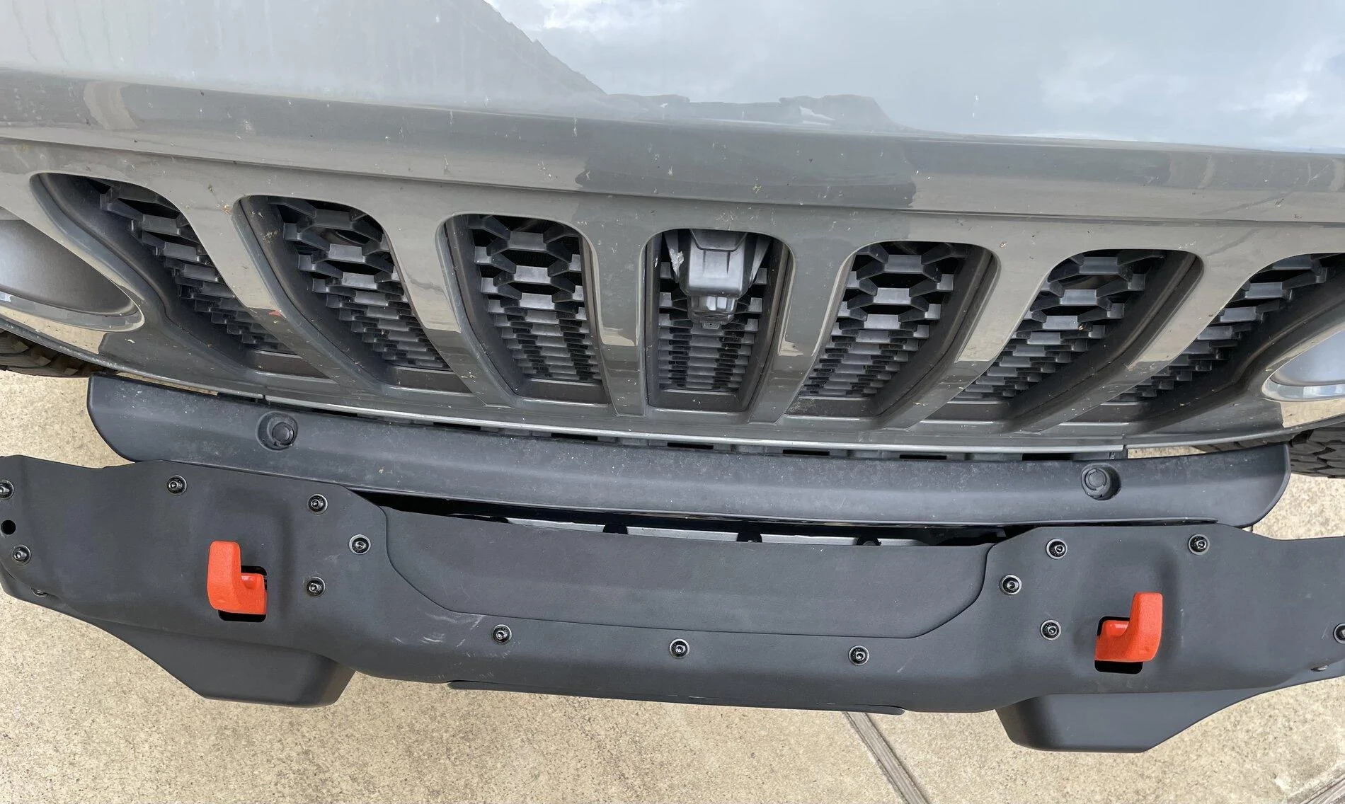 Jeep Gladiator What the heck is this?  Is this real?  Aluminum Rubicon 3 piece bumper... 63F2DAB0-4A08-4E6F-A309-8D36C5E3C6CC