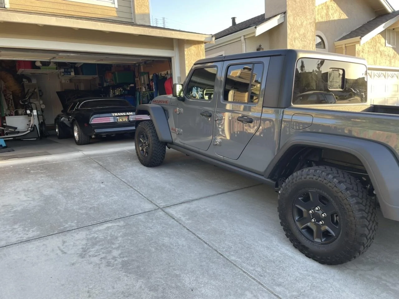 Jeep Gladiator Bandit Edition Gladiator 66F17E33-60FE-4B05-9230-881C77C0D966