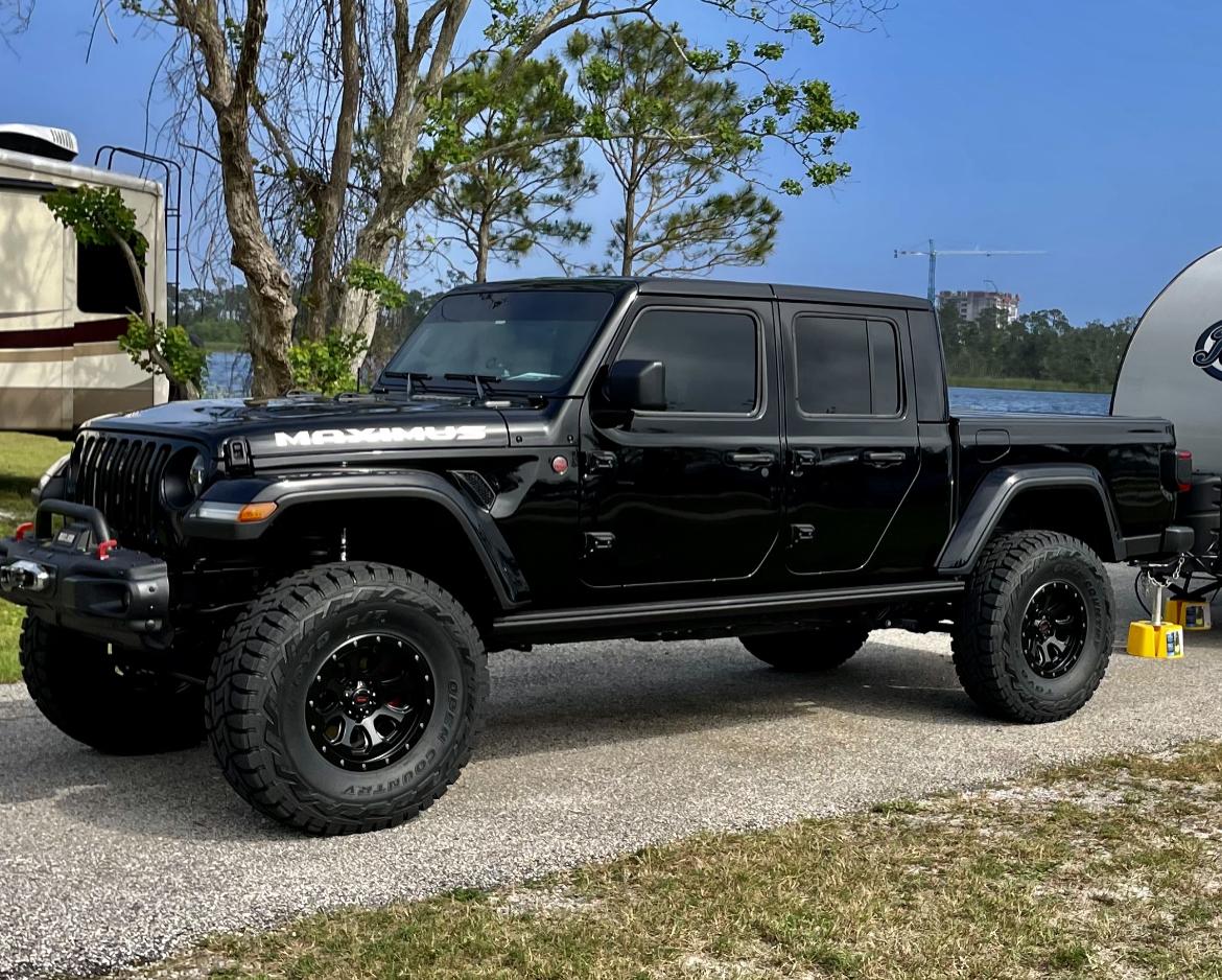 Jeep Gladiator Lets see all those Gladiators with lifts and bigger tires! 7F98622A-0AD0-4C5D-B070-FB8AA2075A5C