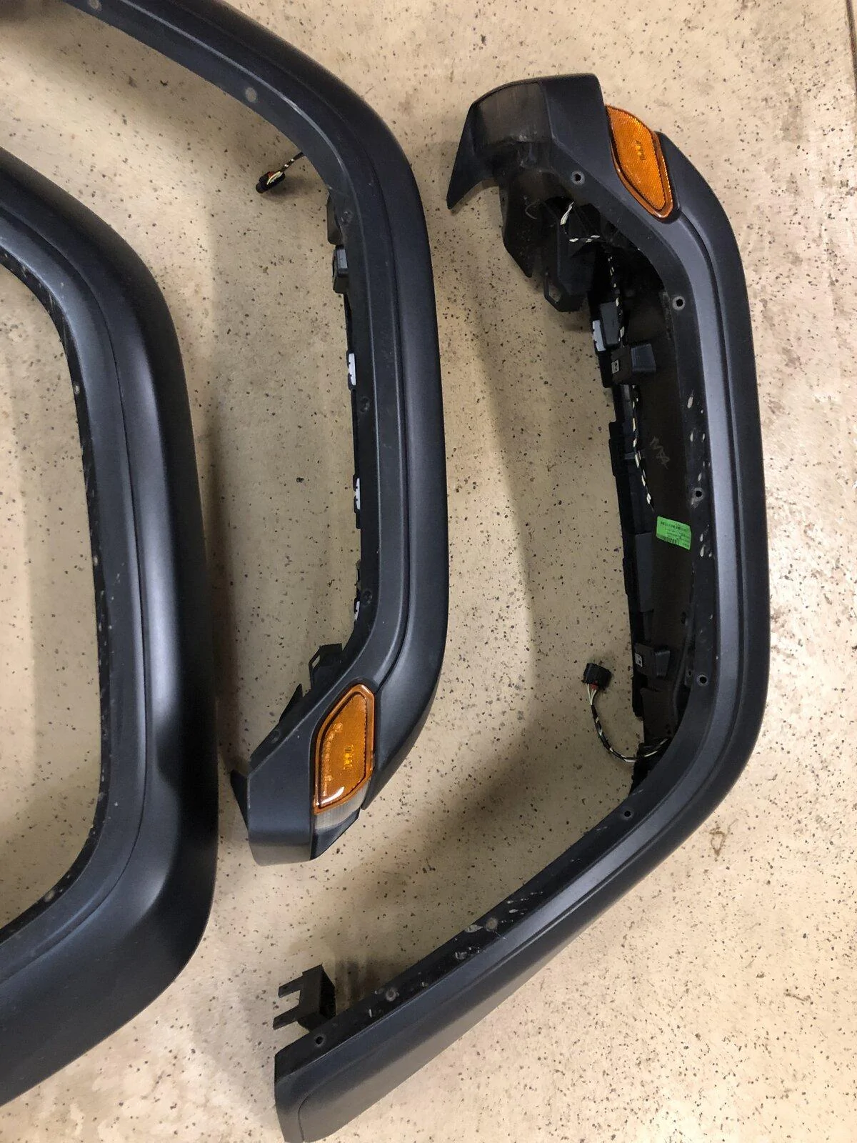 Jeep Gladiator Black Textured Rubicon Fender Flares - $500 E6519165-1CF7-41DA-9454-5B015DFD890A
