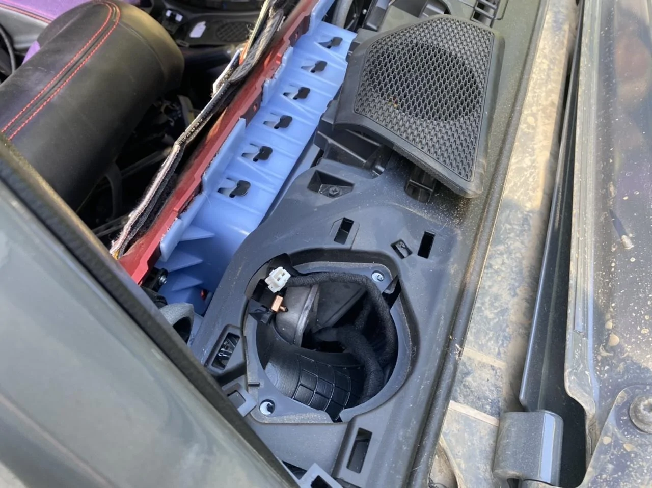 Jeep Gladiator Rubi Rhod - A 2020 Gladiator with flair for the overland-dramatic 391C920A-BB43-4CDF-BBFD-E1FDE329EE08